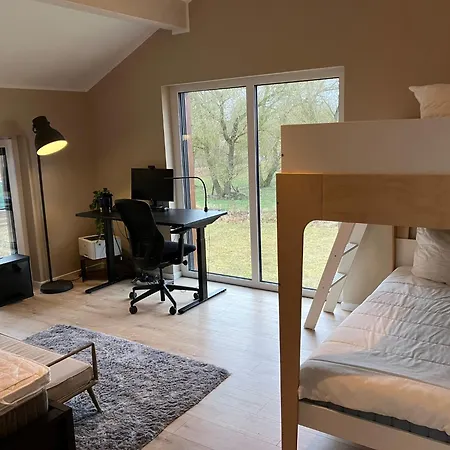 Дом отдыха Escape Larz